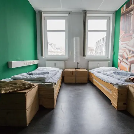 Vandrarhem Unschlagbar *